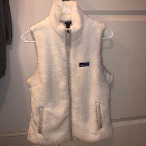 Patagonia Women’s Los Gatos Fleece Vest